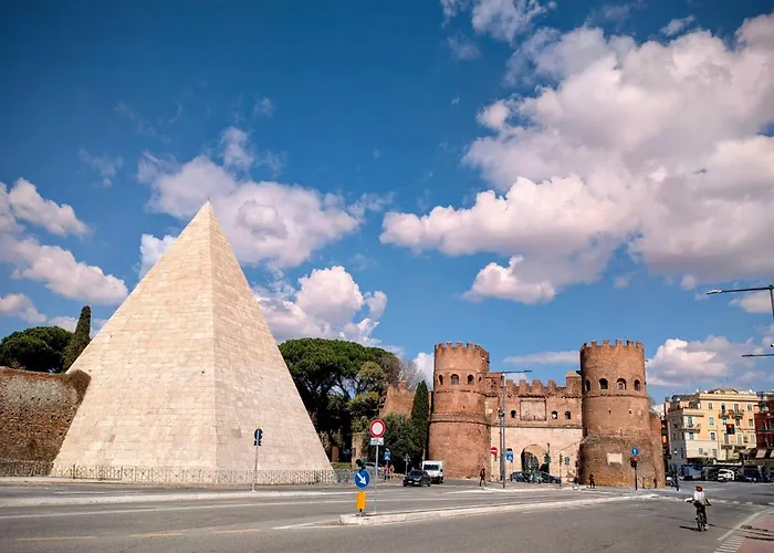 Vintage Piramide Appartamento